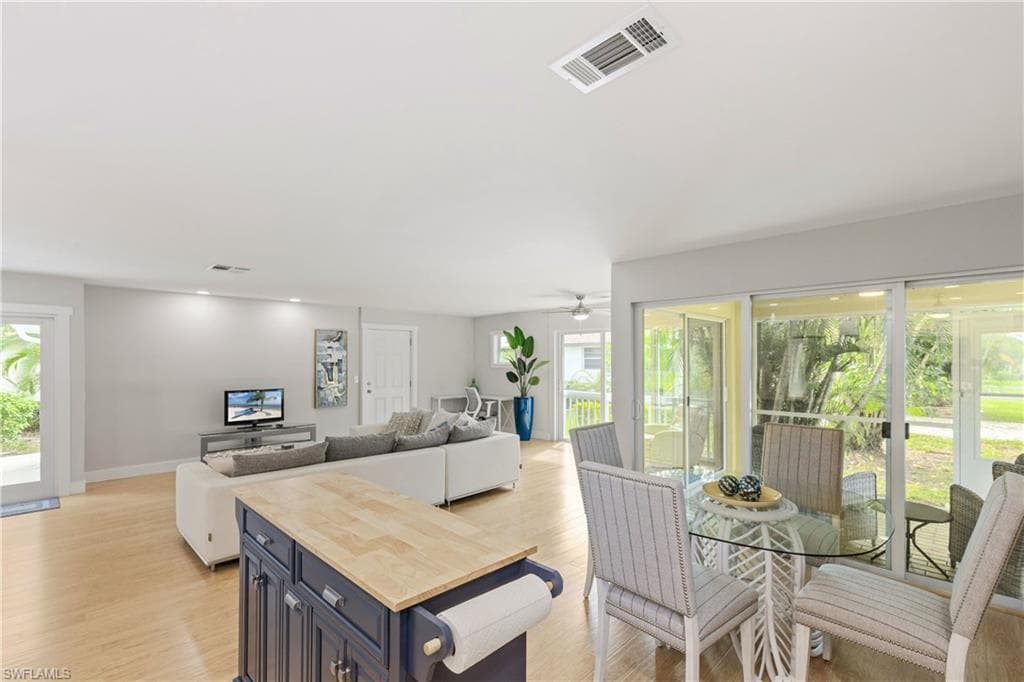 200 Georgetown Blvd 2-30, Naples, FL 34112-17