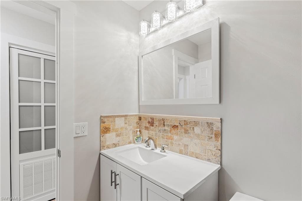 200 Georgetown Blvd 2-30, Naples, FL 34112-21