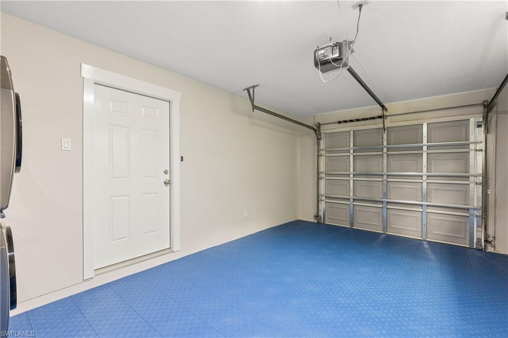 200 Georgetown Blvd 2-30, Naples, FL 34112-30