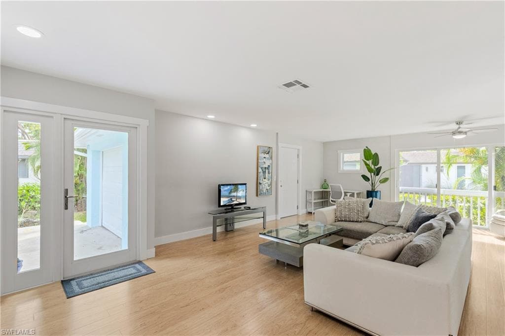 200 Georgetown Blvd 2-30, Naples, FL 34112-8