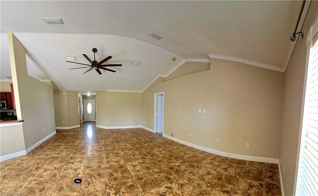 2212 5th St, Cape Coral, FL 33993-6