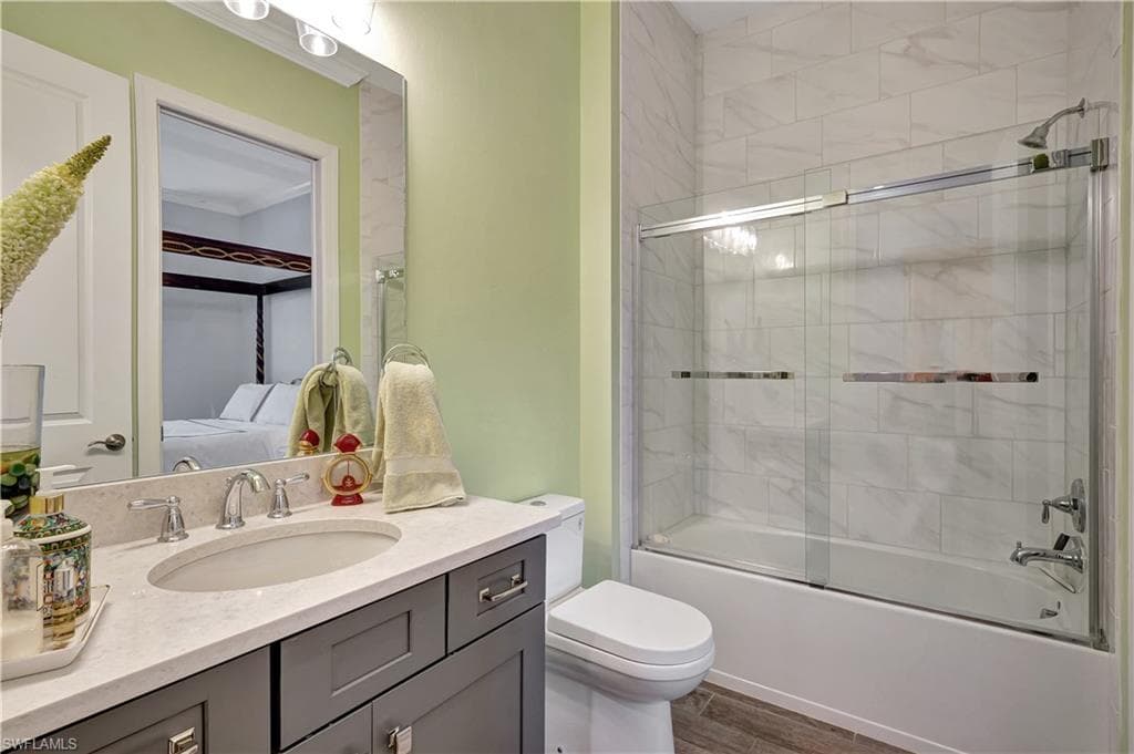 9637 Montelanico Loop 203, Naples, FL 34119-21