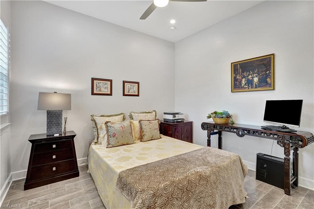9637 Montelanico Loop 203, Naples, FL 34119-22
