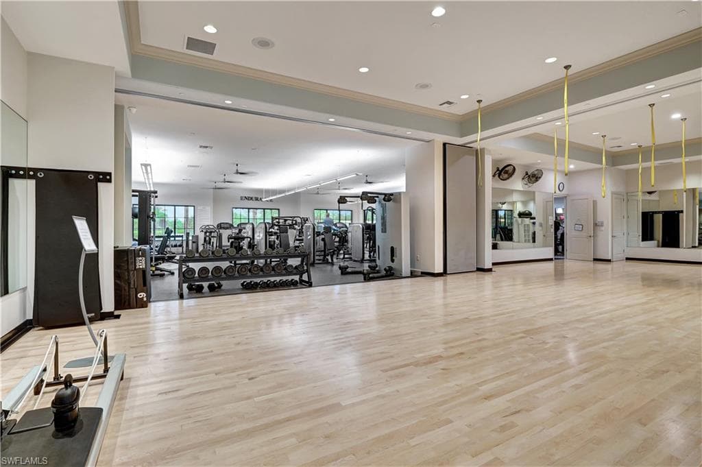 9637 Montelanico Loop 203, Naples, FL 34119-49