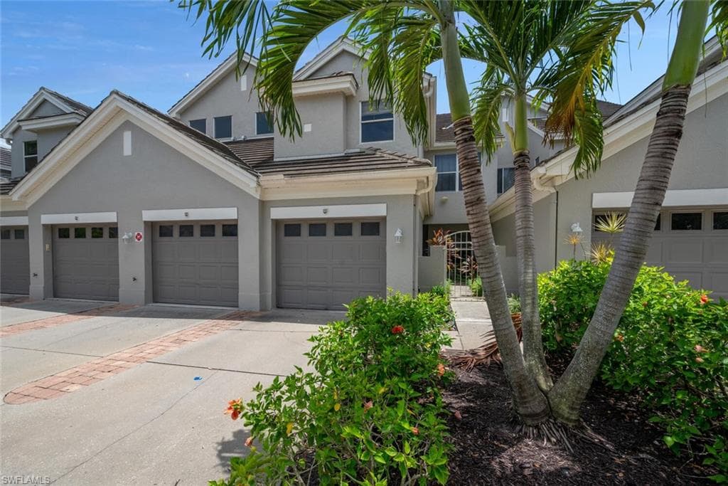 12030 Champions Green Way 223, Fort Myers, FL 33913-2