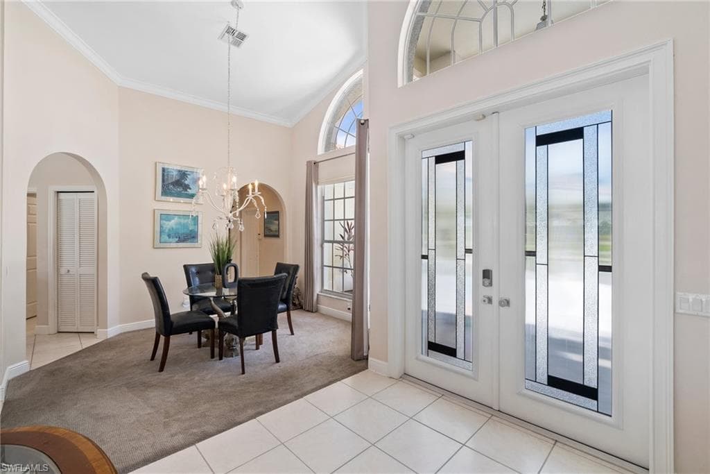 6955 Mauna Loa Ln, Naples, FL 34113-9