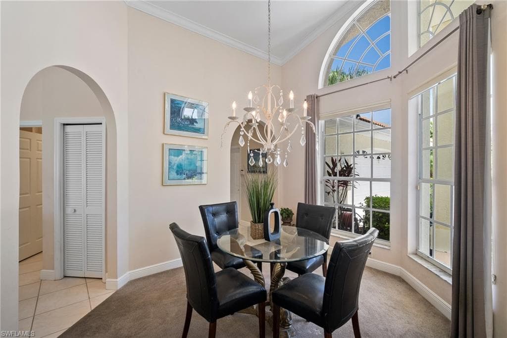 6955 Mauna Loa Ln, Naples, FL 34113-11