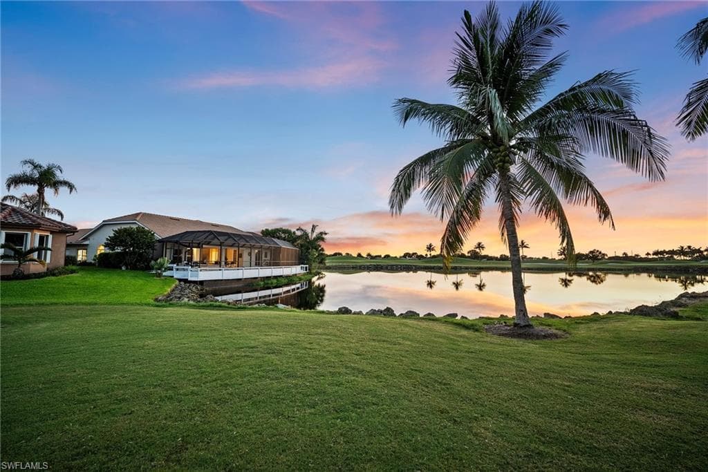 6955 Mauna Loa Ln, Naples, FL 34113-3