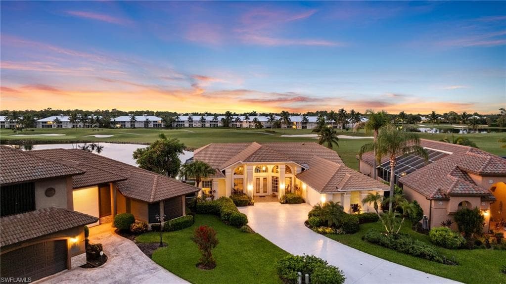 6955 Mauna Loa Ln, Naples, FL 34113-4