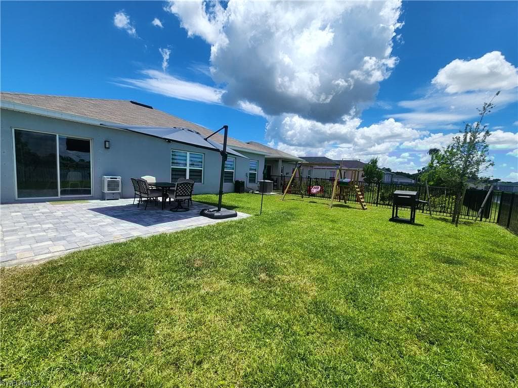 503 Cherimoya St, Fort Pierce, FL 34981-18