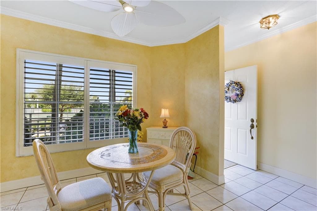 13105 Vanderbilt Dr 207, Naples, FL 34110-26