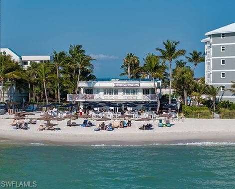 13105 Vanderbilt Dr 207, Naples, FL 34110-45