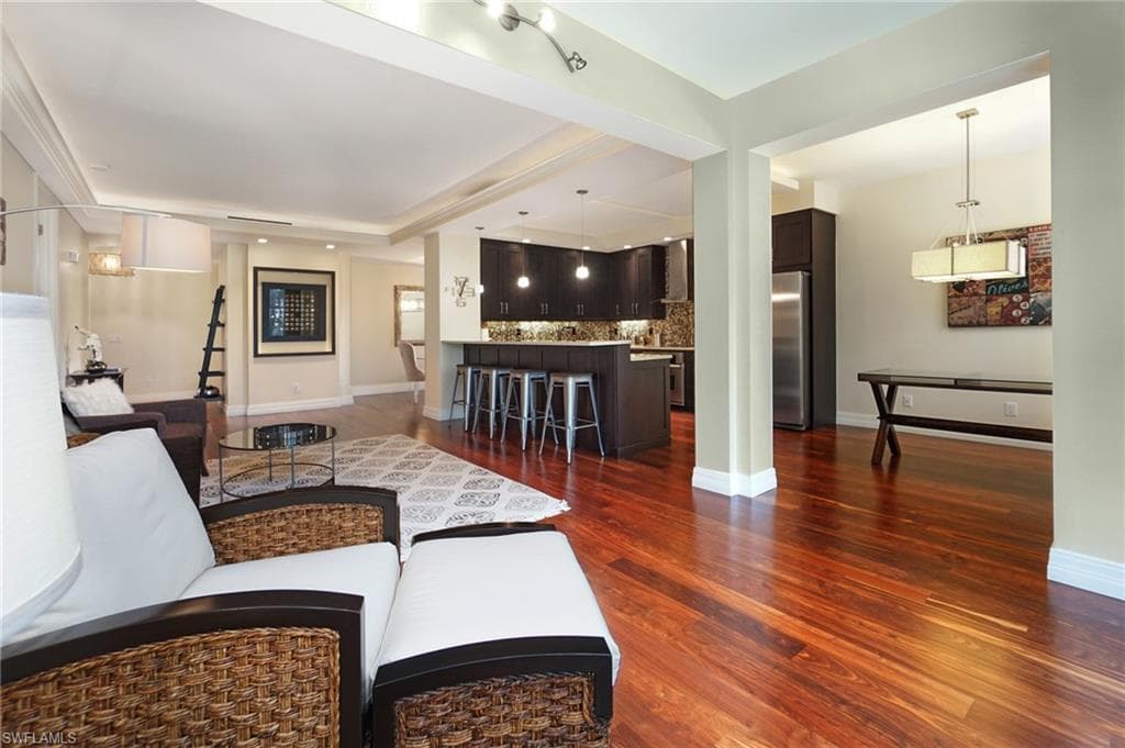 8472 Abbington Cir 2011, Naples, FL 34108-9