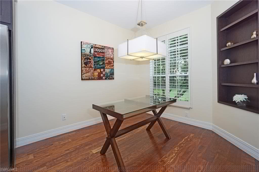 8472 Abbington Cir 2011, Naples, FL 34108-15