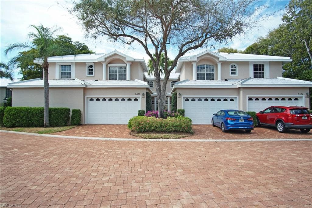 8472 Abbington Cir 2011, Naples, FL 34108-3