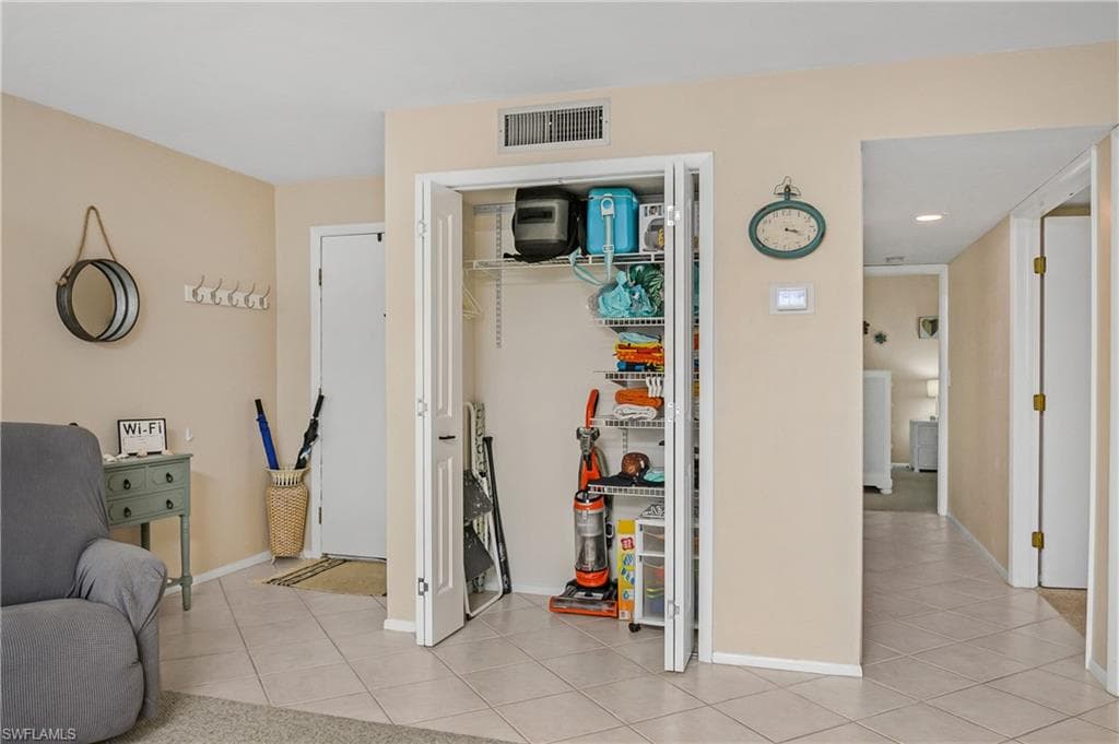 3605 Boca Ciega Dr 202, Naples, Fl 34112-10