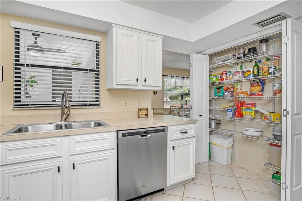 3605 Boca Ciega Dr 202, Naples, Fl 34112-17