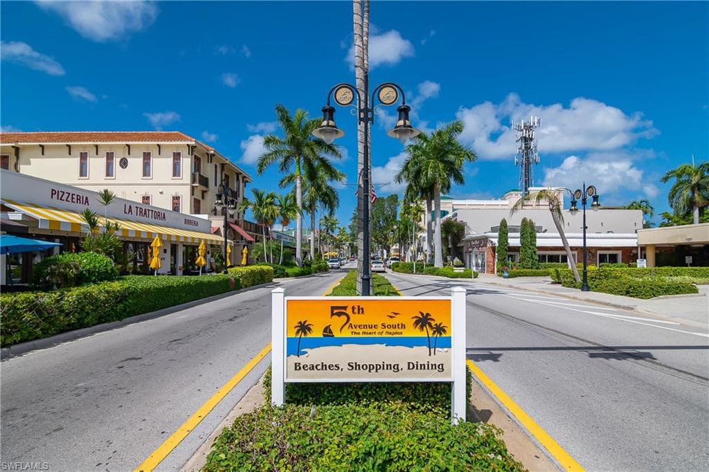 3605 Boca Ciega Dr 202, Naples, Fl 34112-33
