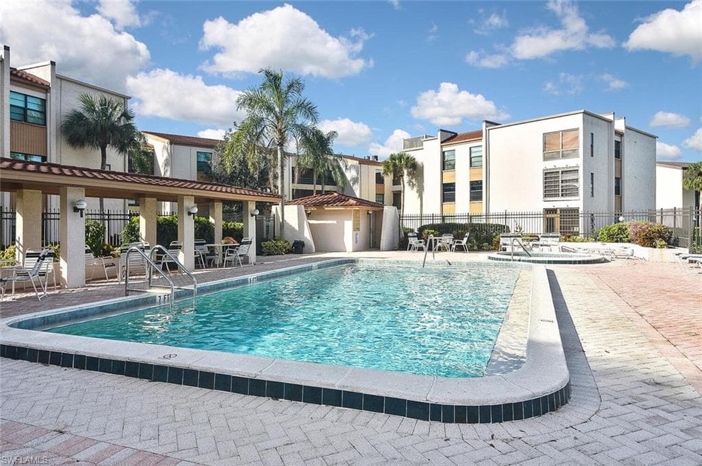 3605 Boca Ciega Dr 202, Naples, Fl 34112-36