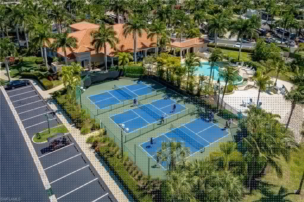13453 Ladyfish Ln, Naples, FL 34114-45