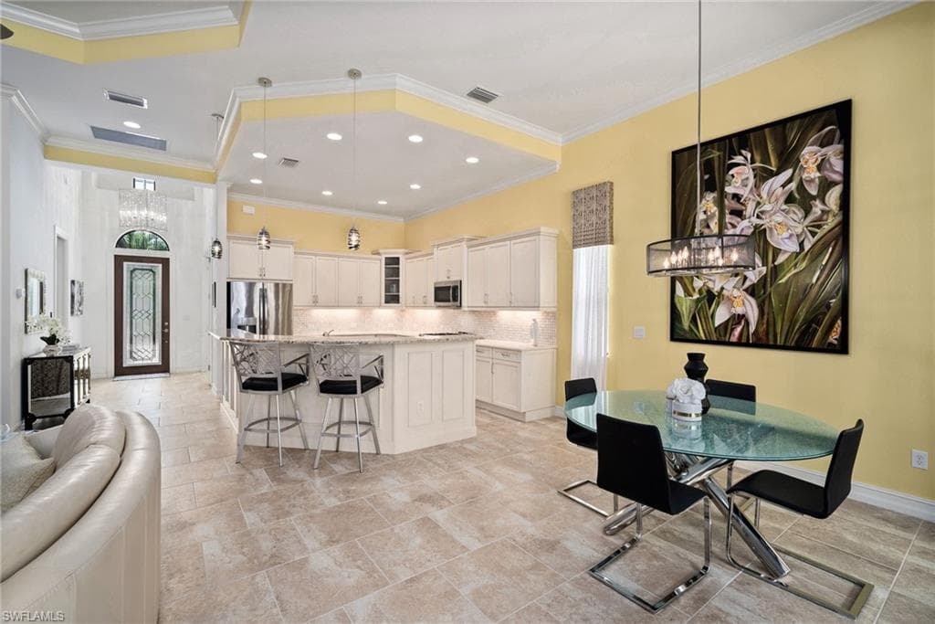 6541 Roma Way, Naples, FL 34113-15