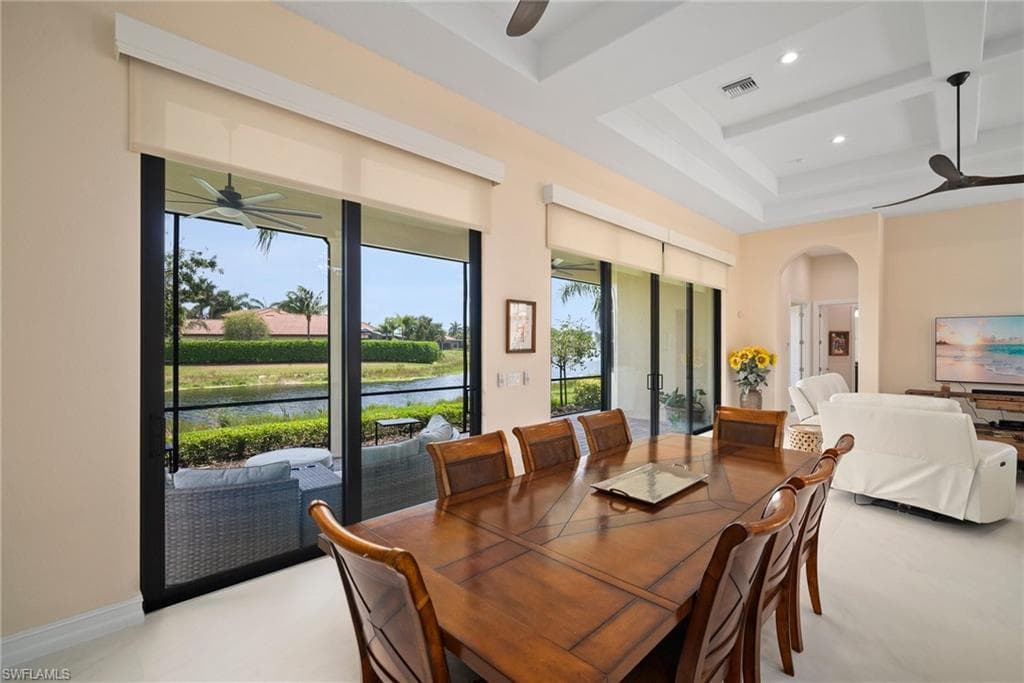 6528 Costa Cir, Naples, FL 34113-13
