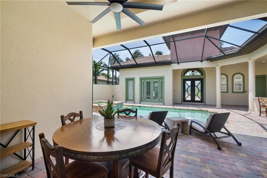 6528 Costa Cir, Naples, FL 34113-38