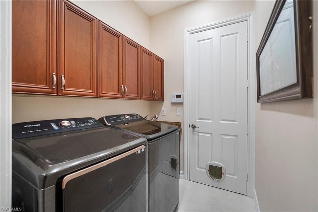 6528 Costa Cir, Naples, FL 34113-42
