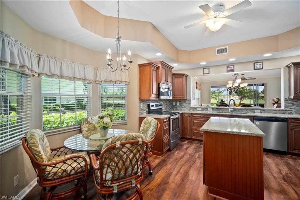 8340 Mystic Greens Way 15-1501, Naples, FL 34113-12