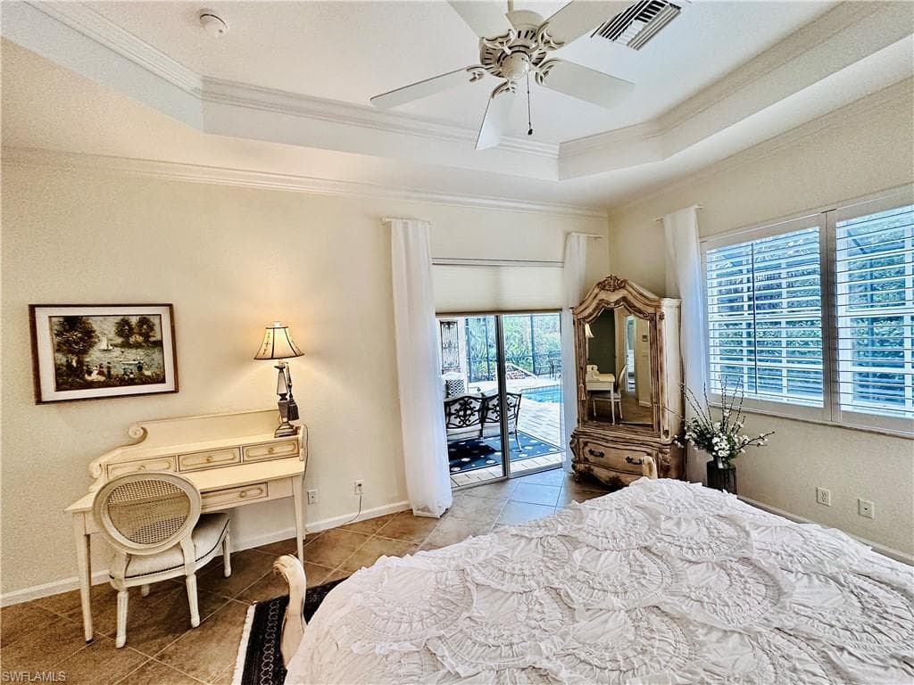 16152 Parque Ln, Naples, FL 34110-17