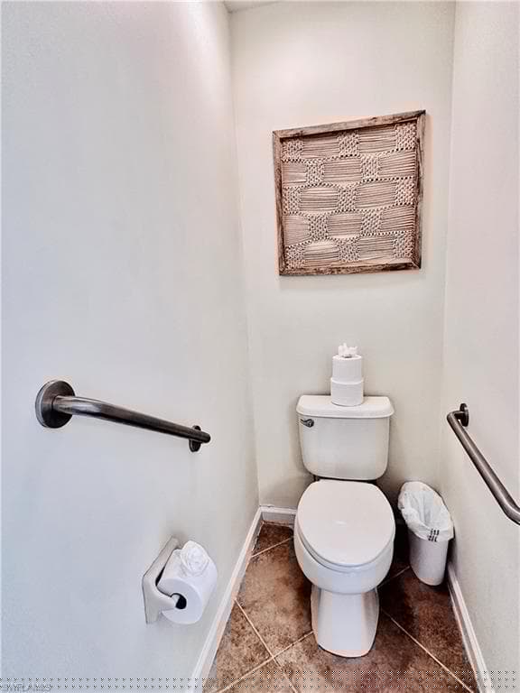 16152 Parque Ln, Naples, FL 34110-22