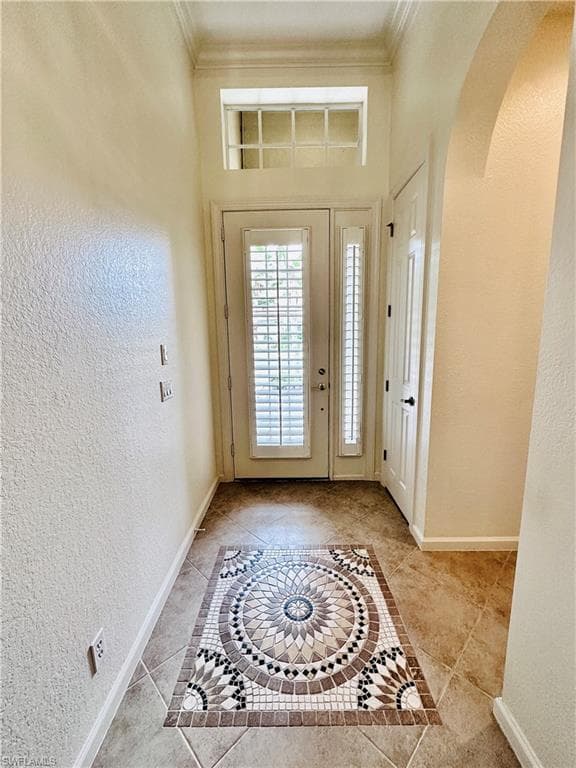 16152 Parque Ln, Naples, FL 34110-5
