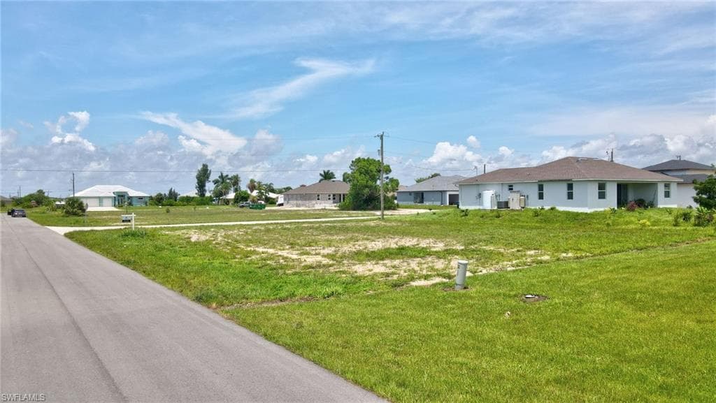 4314 32nd Ln, Cape Coral, FL 33993-15