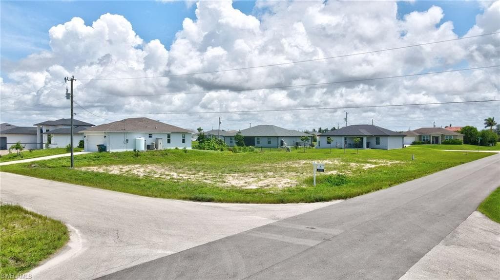 4314 32nd Ln, Cape Coral, FL 33993-16
