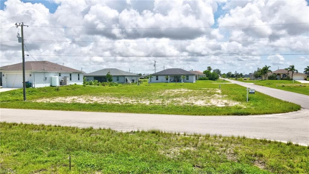 4314 32nd Ln, Cape Coral, FL 33993-18