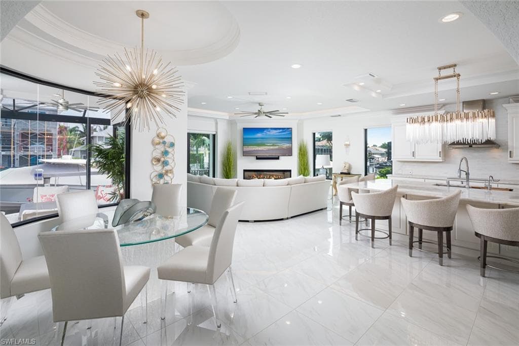279 Heron Ave, Naples, FL 34108-13