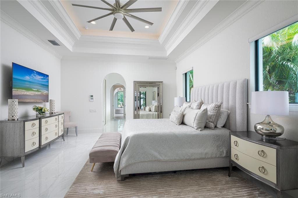 279 Heron Ave, Naples, FL 34108-22