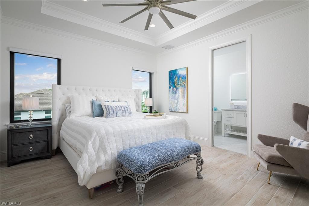 279 Heron Ave, Naples, FL 34108-25