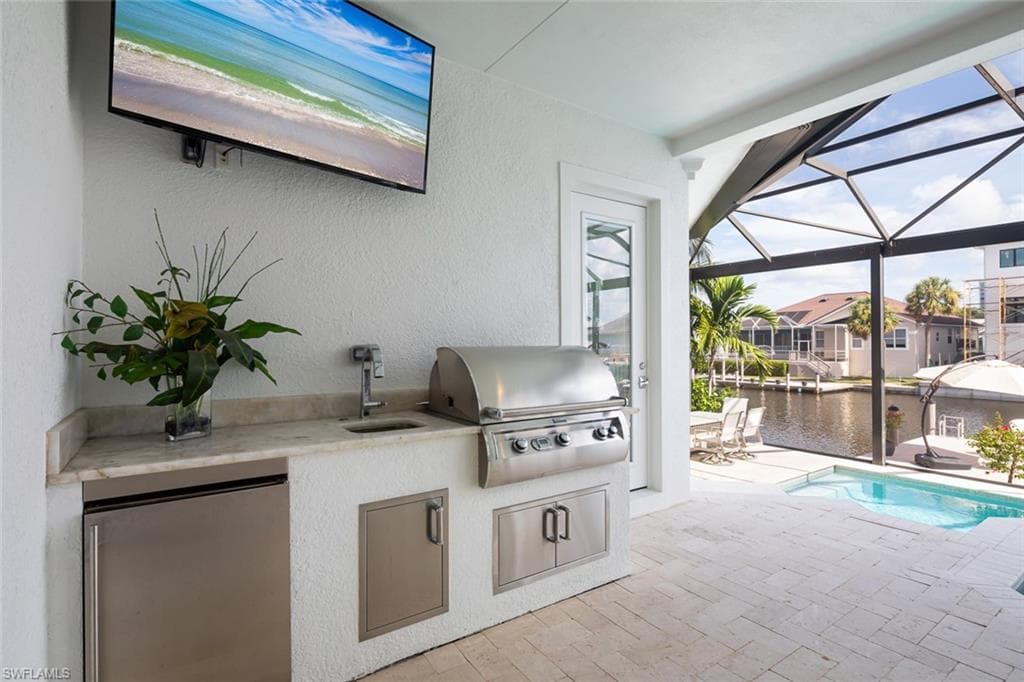 279 Heron Ave, Naples, FL 34108-36