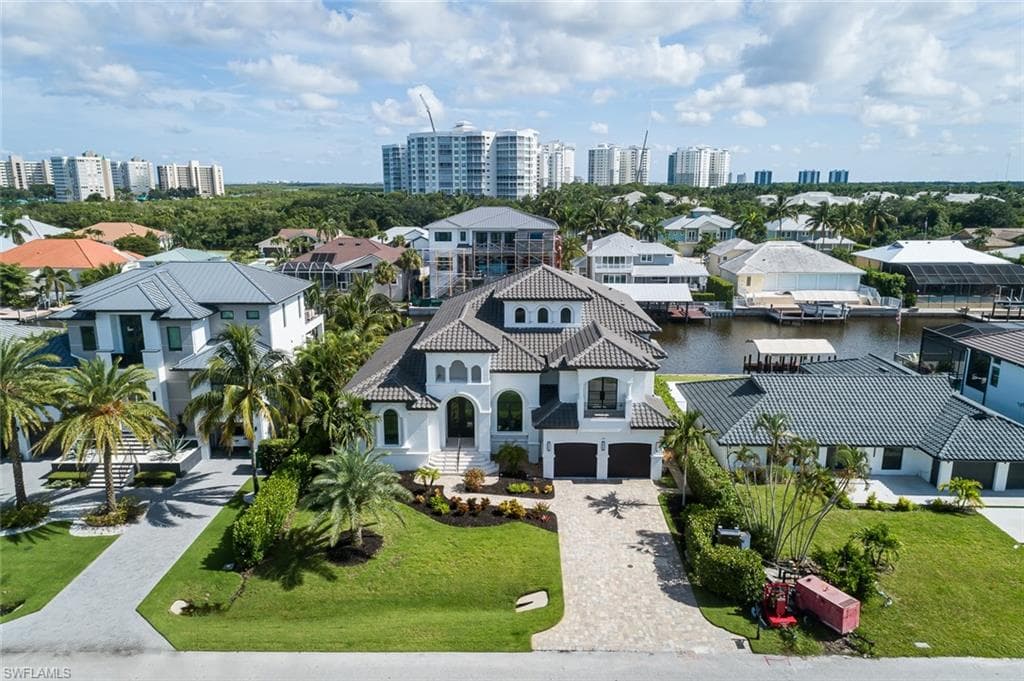 279 Heron Ave, Naples, FL 34108-42
