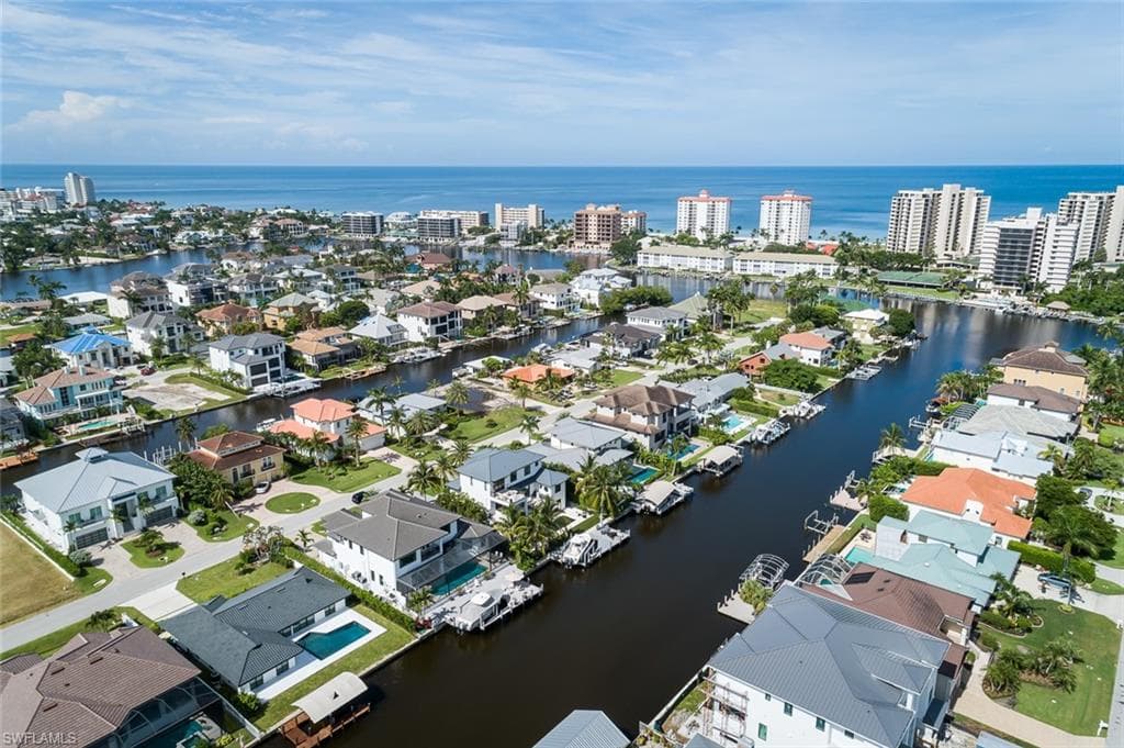 279 Heron Ave, Naples, FL 34108-45