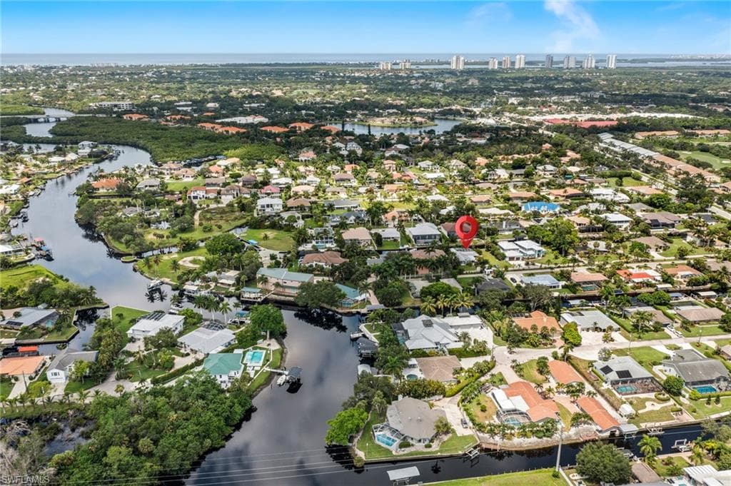 27098 Del Ln, Bonita Springs, FL 34135-9