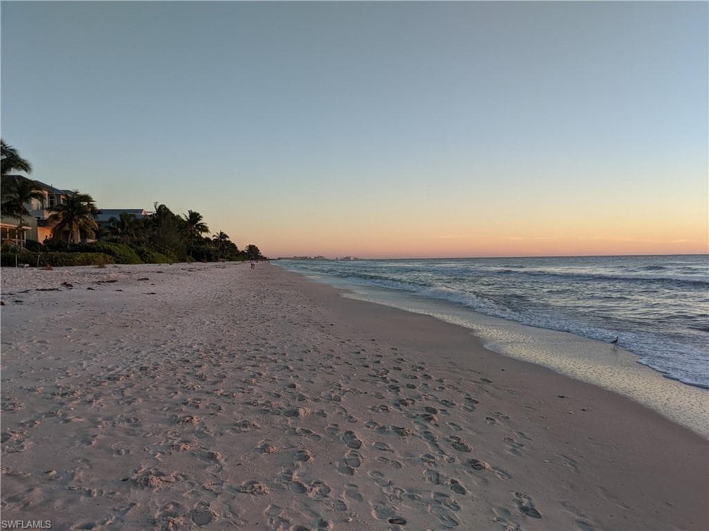 27098 Del Ln, Bonita Springs, FL 34135-11