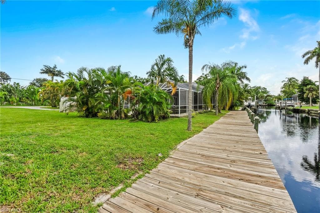 27098 Del Ln, Bonita Springs, FL 34135-5