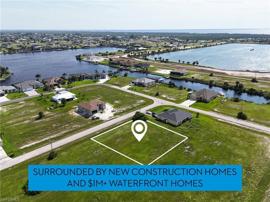 4209 37th St, Cape Coral, FL 33993-2