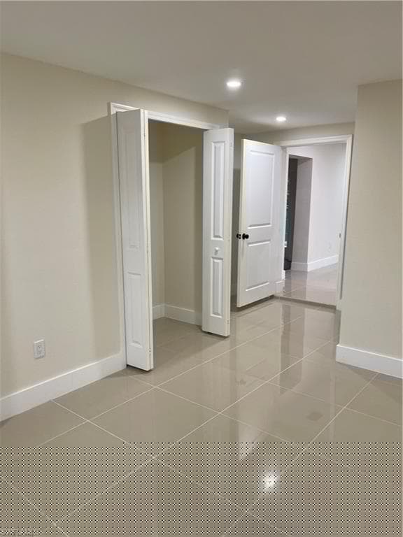 4533 Gulfstream Dr, Naples, FL 34112-11