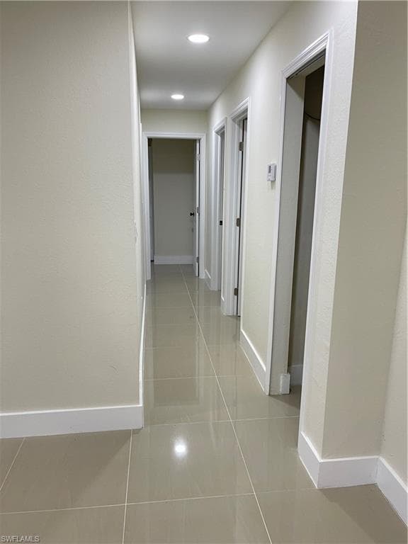 4533 Gulfstream Dr, Naples, FL 34112-14