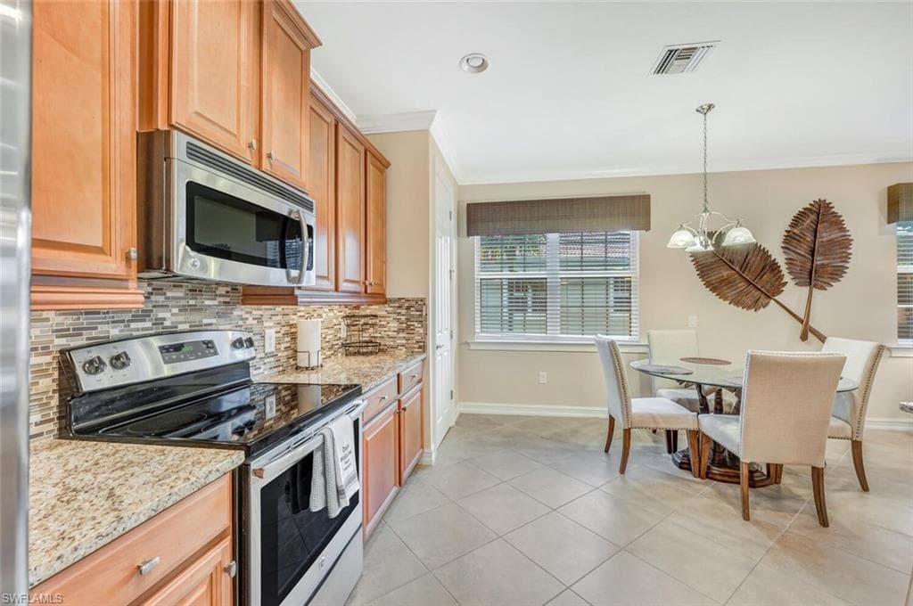 28078 Sosta Ln 3, Bonita Springs, FL 34135-7