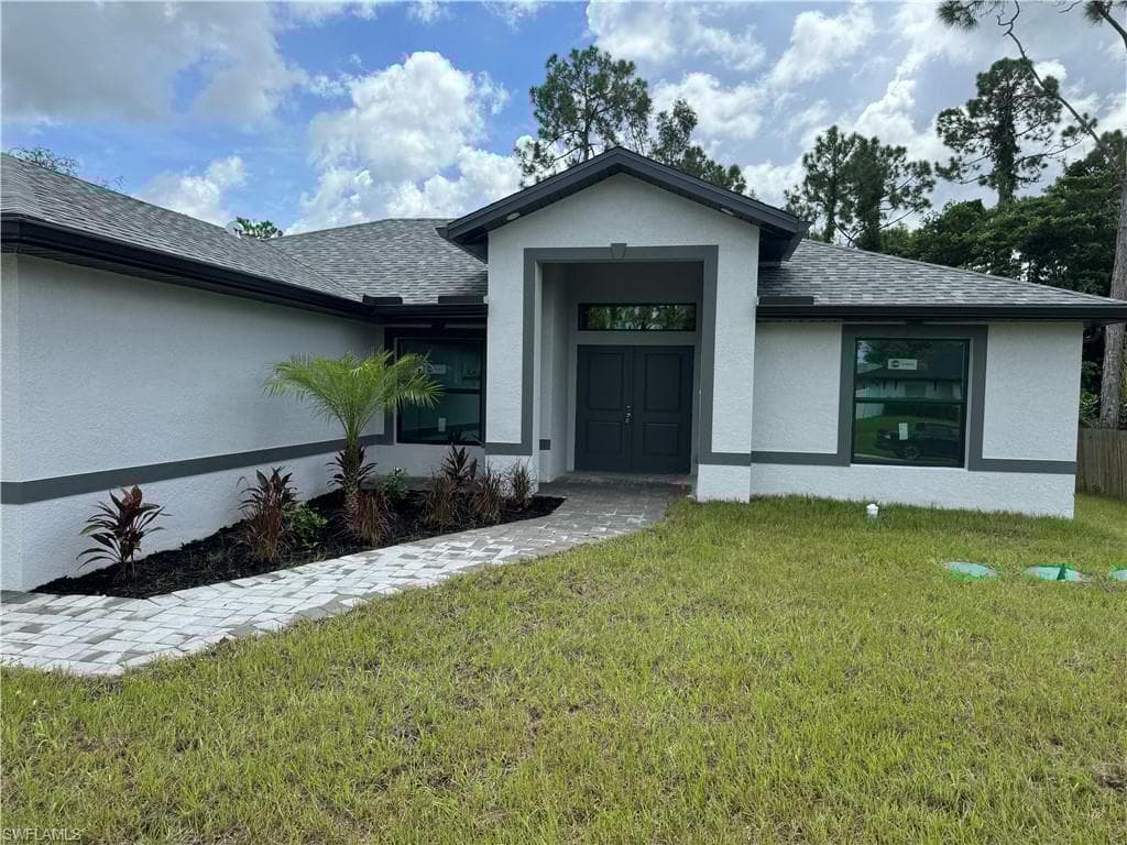 1026 Alfreda Ave, Lehigh Acres, FL 33971-2