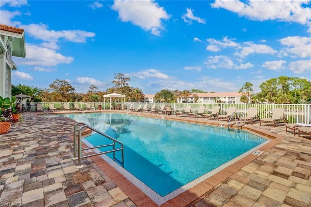 6985 Dennis Cir 308, Naples, FL 34104-34